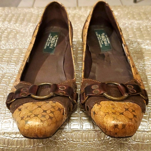 Kowalski Designer Spain Exceptional Quality Flats❣